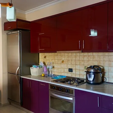 Cozy Flat At Komuna E Parisit Διαμέρισμα Τίρανα