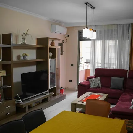 Διαμέρισμα Cozy Flat At Komuna E Parisit *